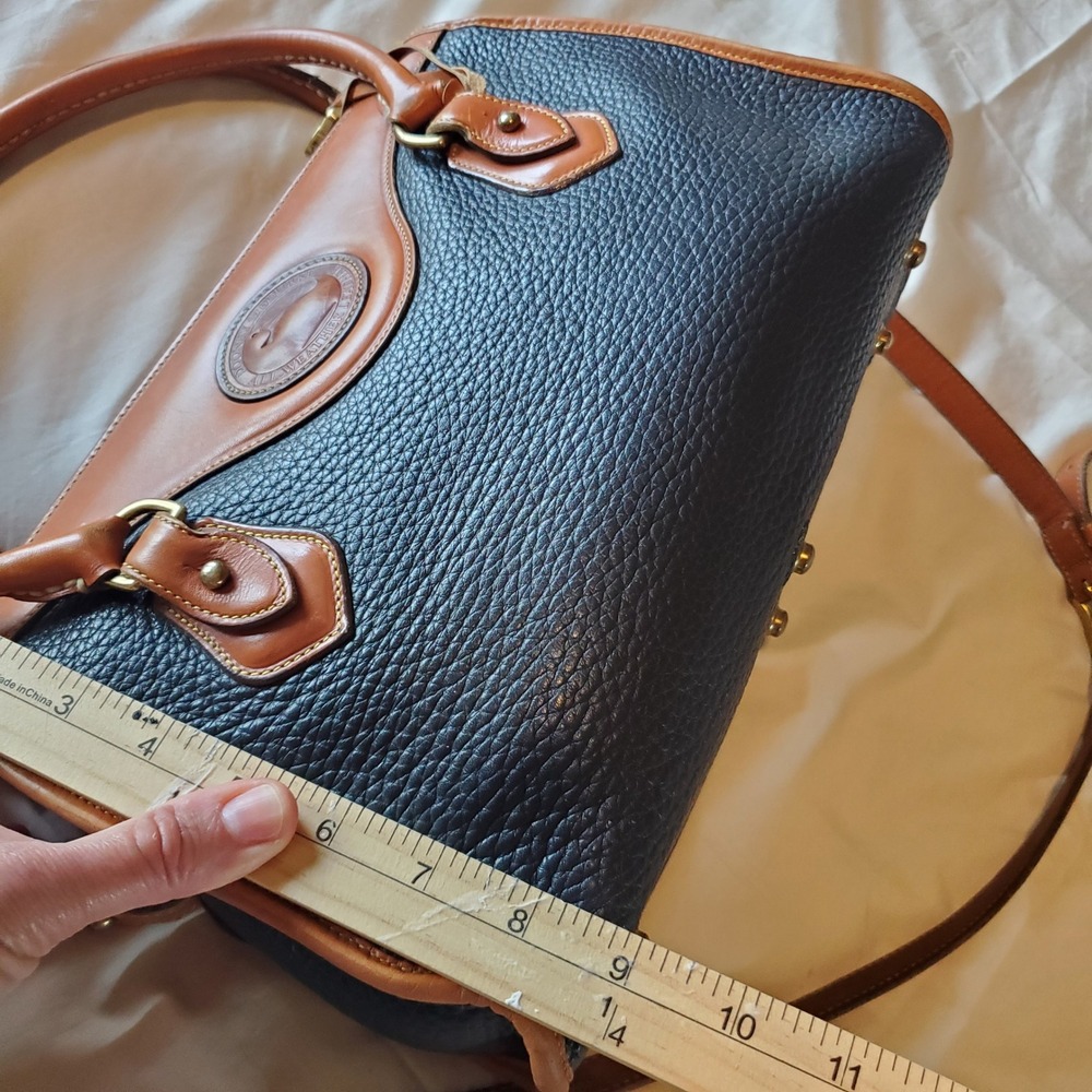 Dooney & Bourke All Weather Leather Satchel Navy Blue British Tan Vintage Bag - Picture 3 of 8